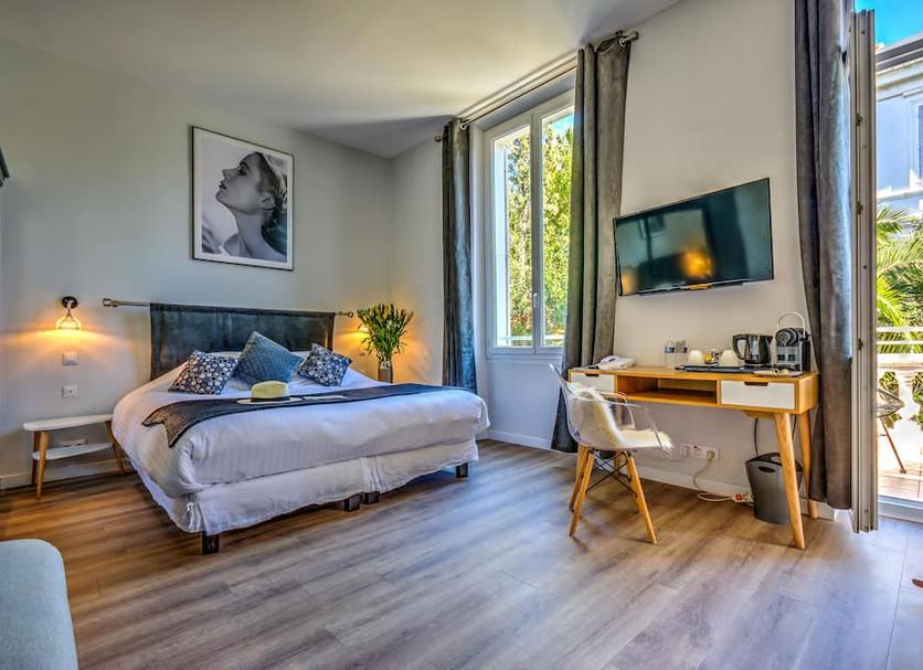 Bedroom Photo