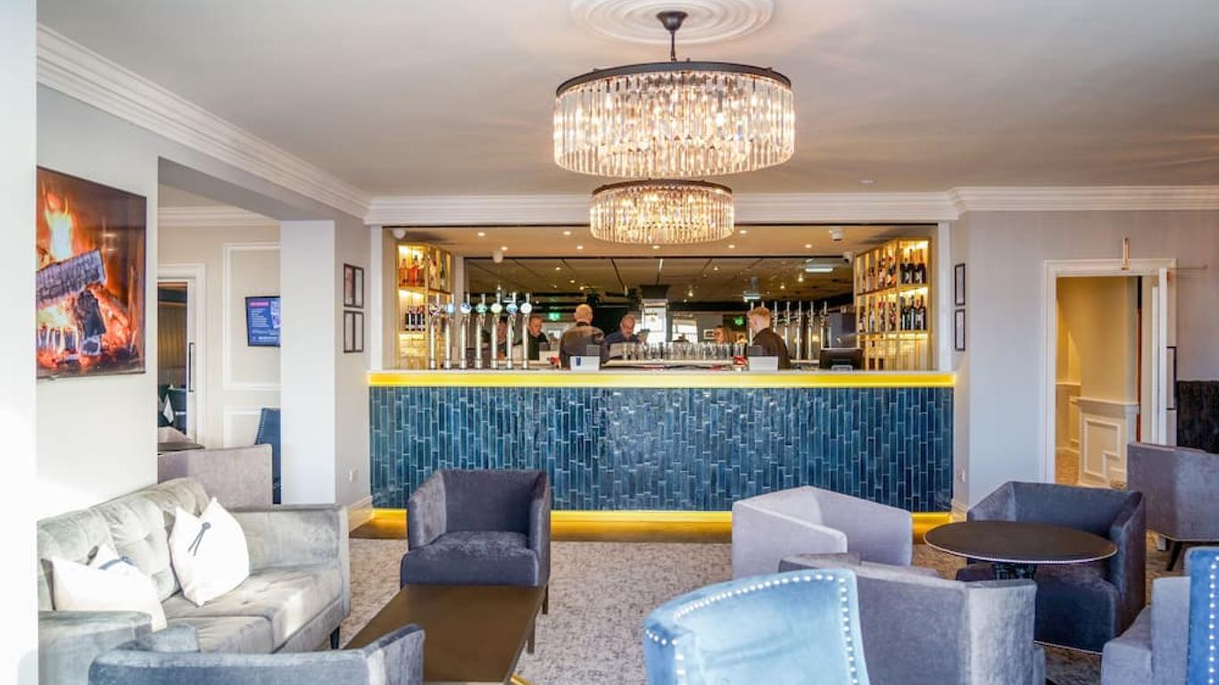Doric Hotel