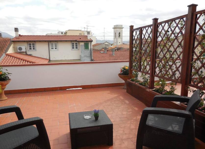 Balcony Photo