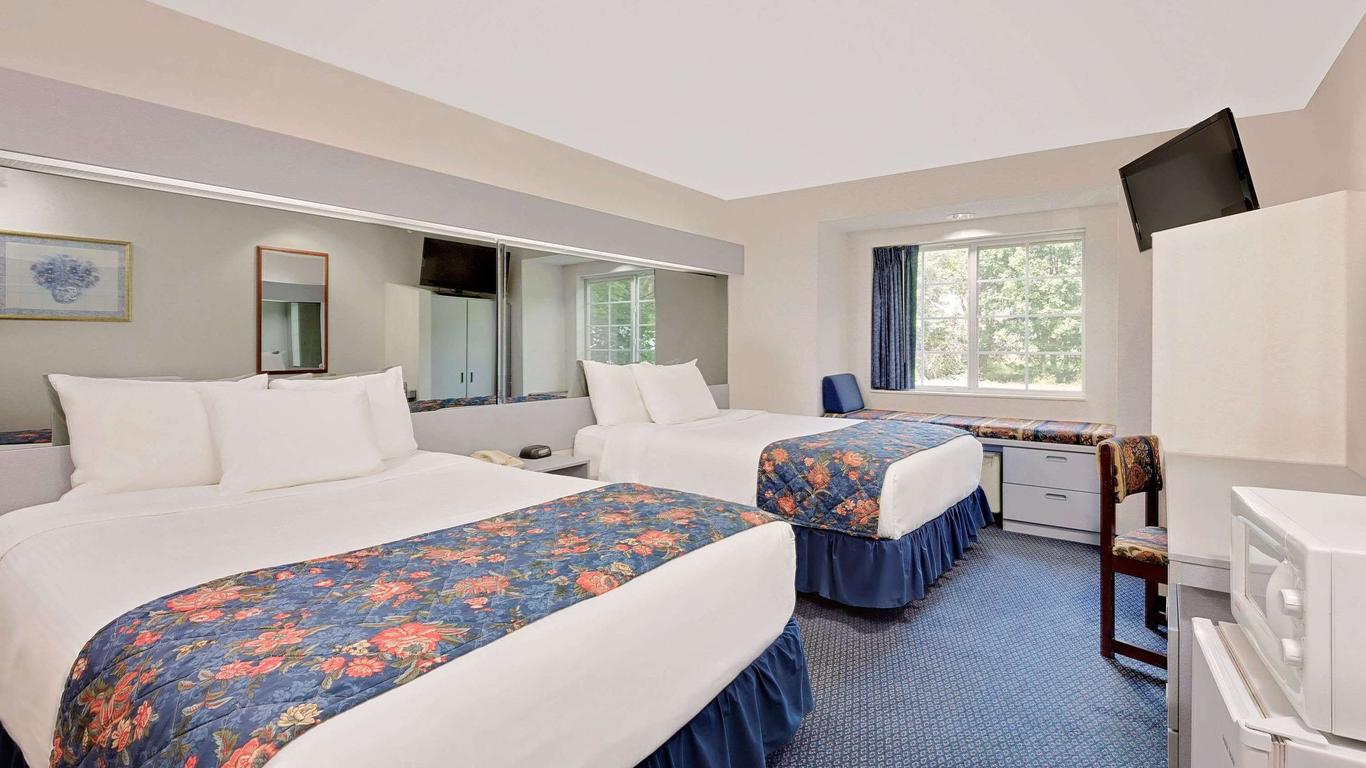 Microtel Inn & Suites by Wyndham Hagerstown by I-81
