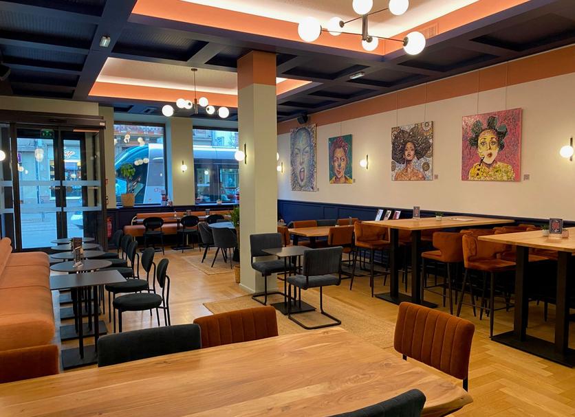Restaurant Photo