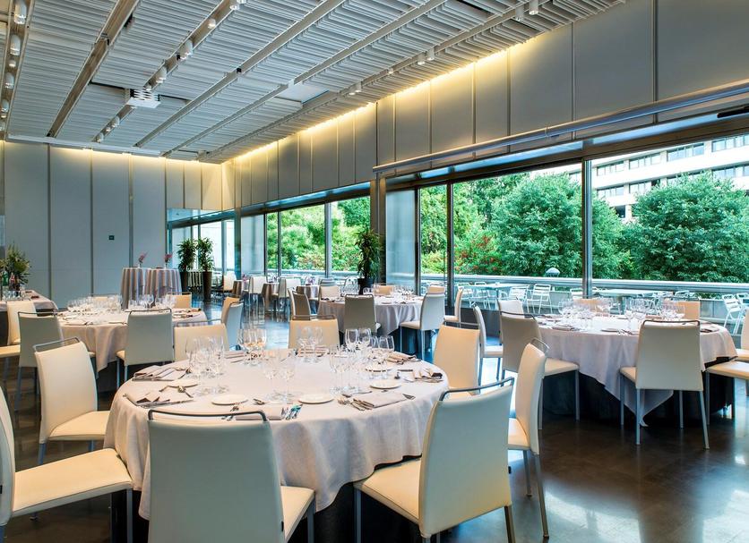 Banquet hall Photo