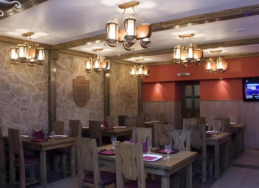 Restaurant Photo