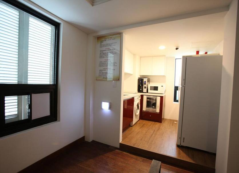 Kitchen Photo
