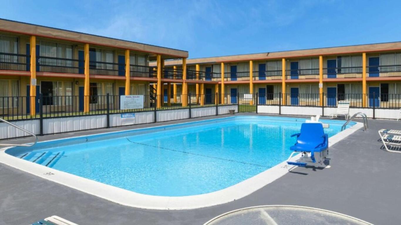 Springwood Hotel, Opelika I-85 Columbus