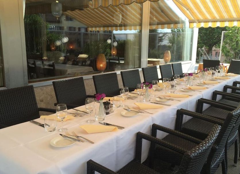 Restaurant Photo