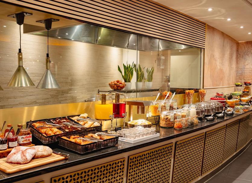 Buffet Photo