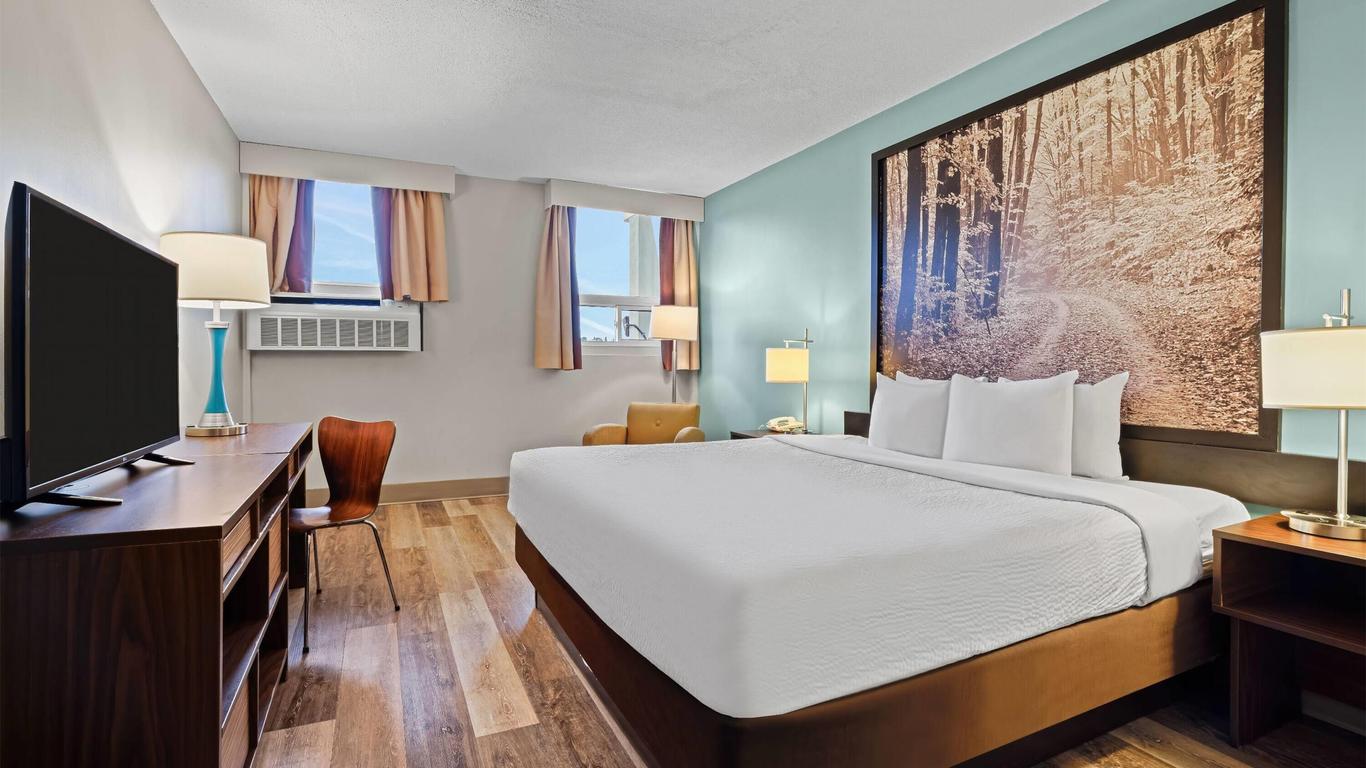 Super 8 by Wyndham Thunder Bay
