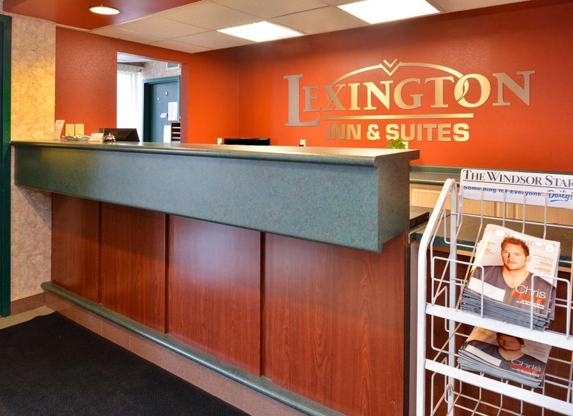 Front desk Photo