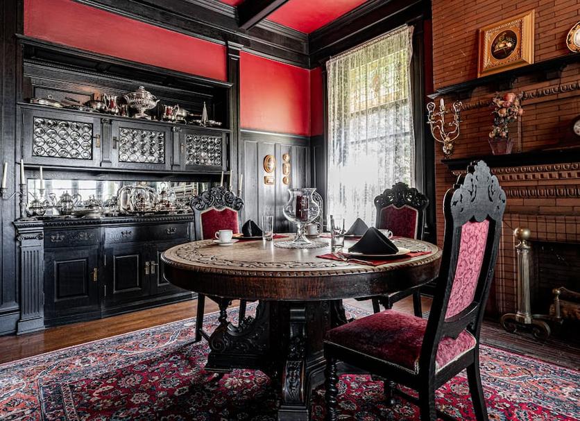 Dining room Photo