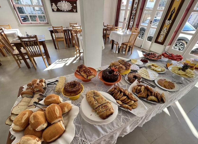 Buffet Photo