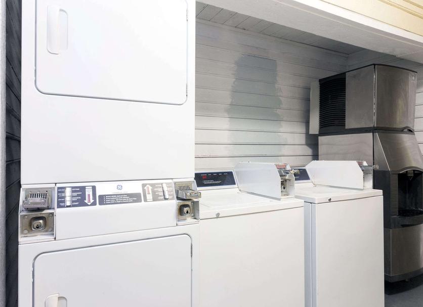 Laundry facility Photo
