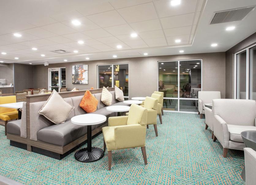 Lounge Photo