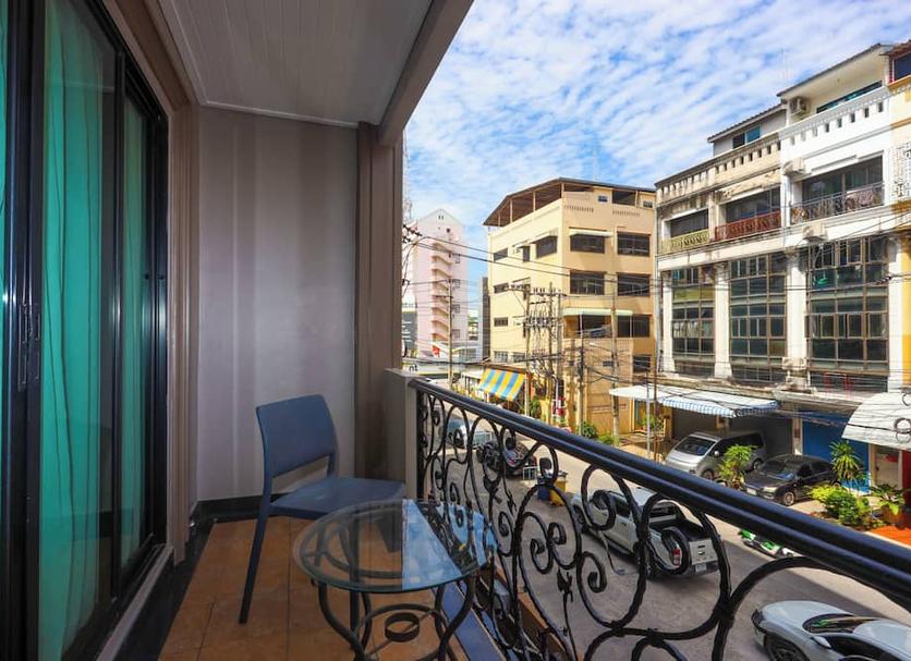 Balcony Photo