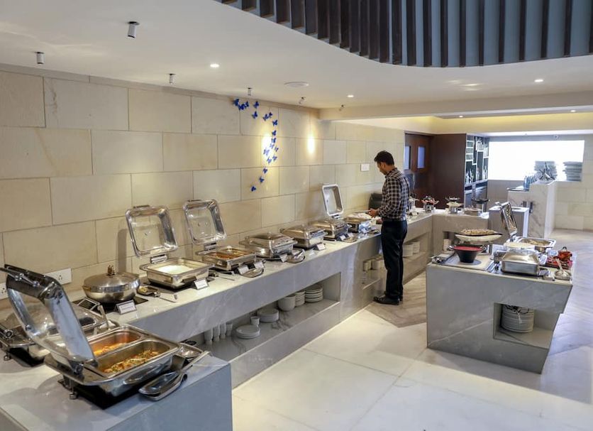Buffet Photo