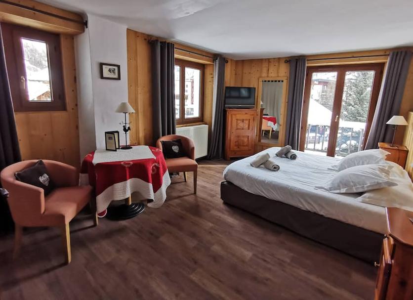 Bedroom Photo