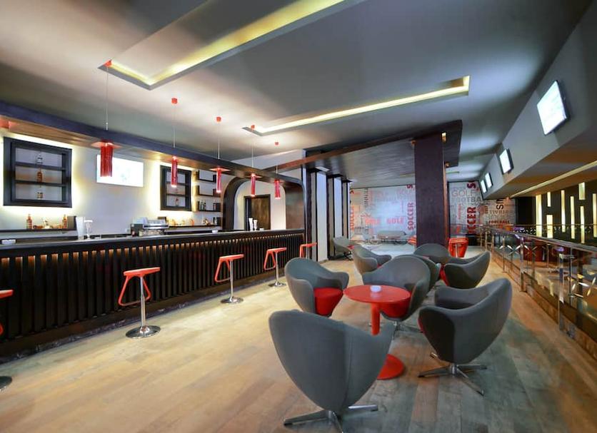 Bar Photo