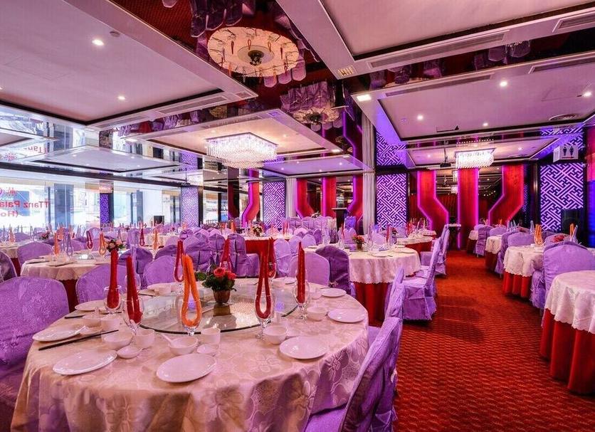 Banquet hall Photo