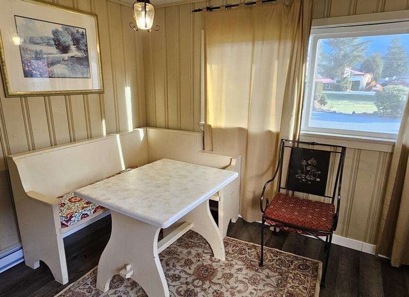Dining room Photo