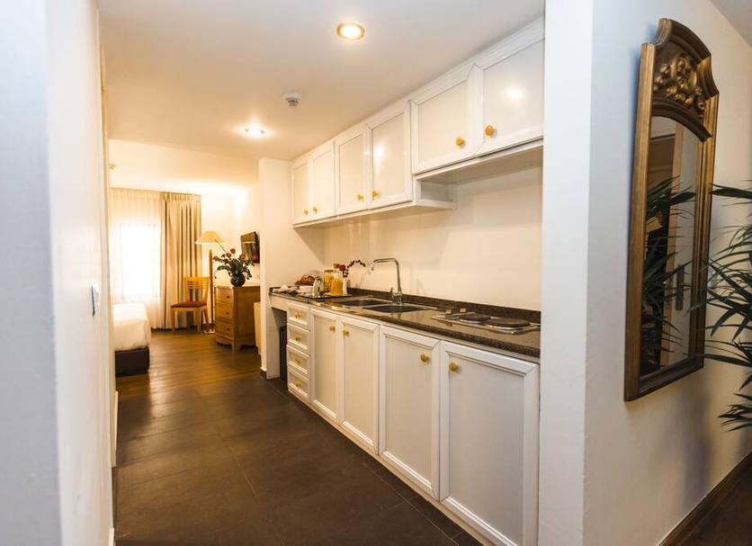 Kitchen Photo