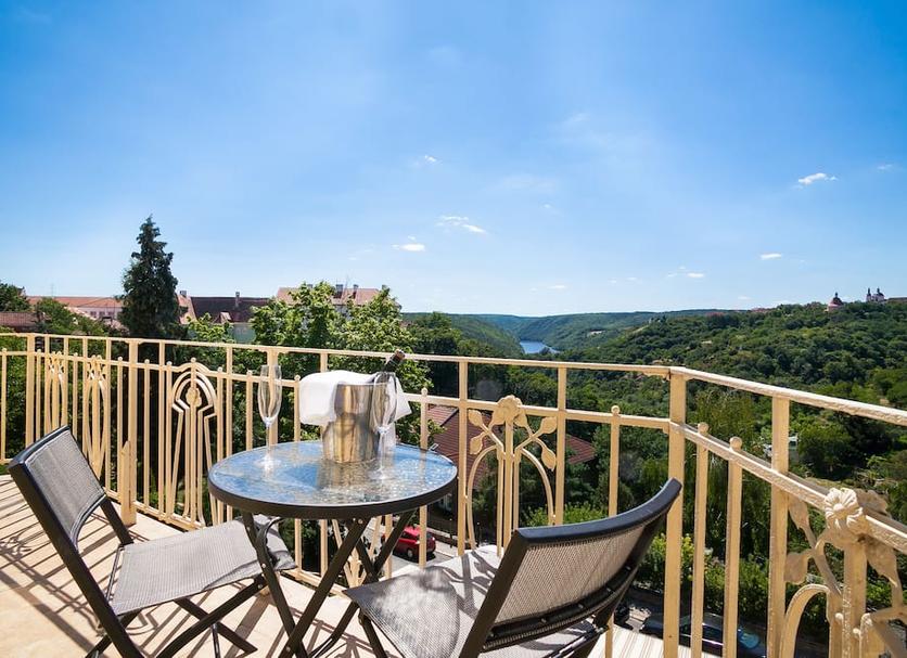 Balcony Photo