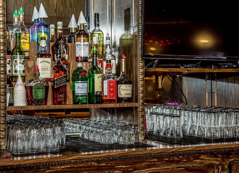 Bar Photo