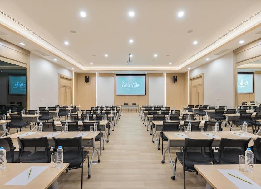 Conference room Photo