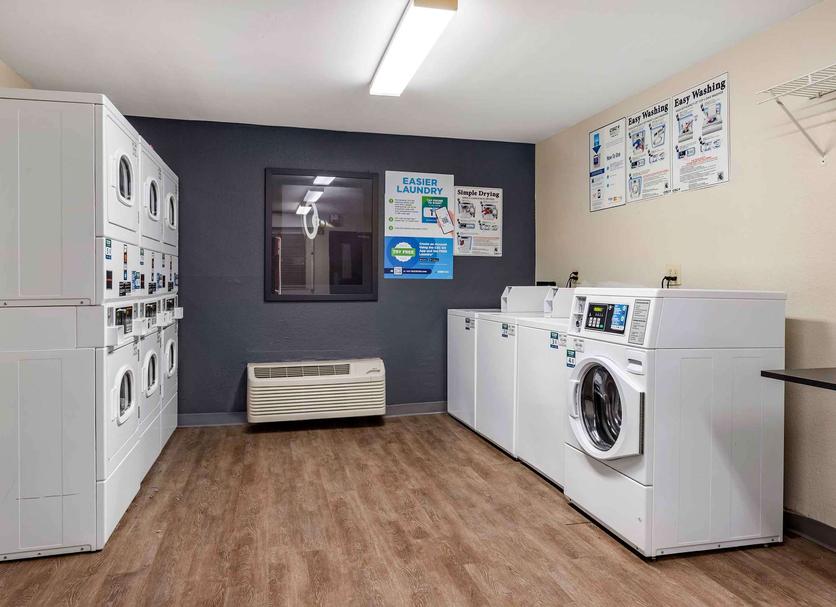 Laundry facility Photo