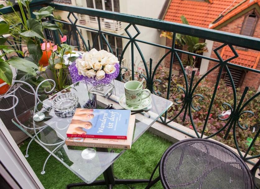 Balcony Photo