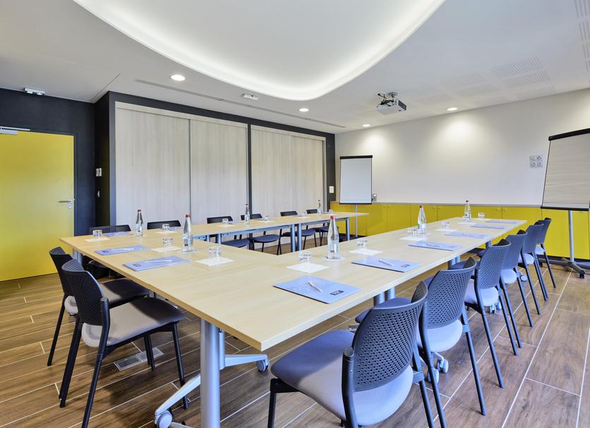 Conference room Photo