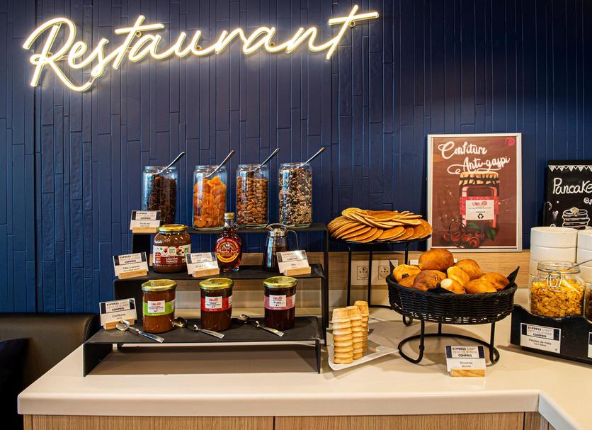 Buffet Photo