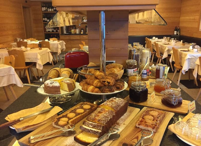 Buffet Photo