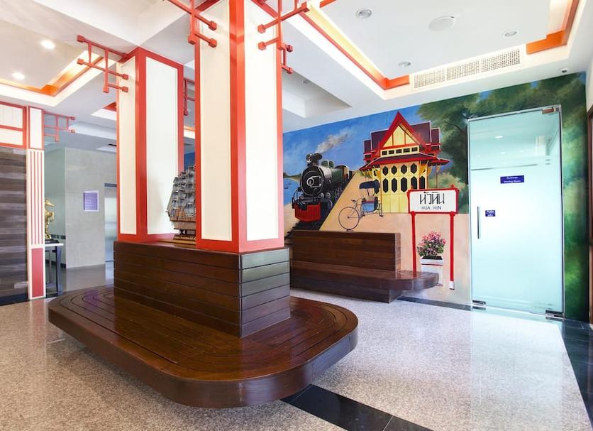 Front desk Photo