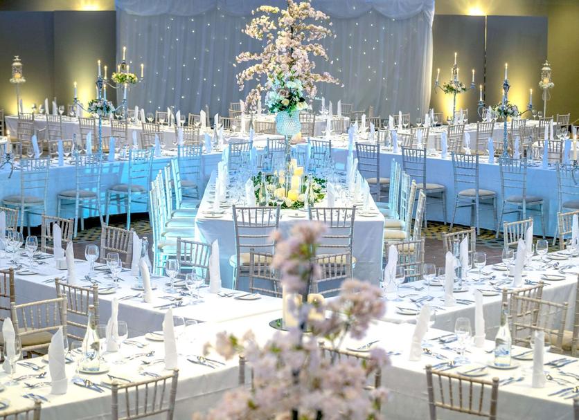 Banquet hall Photo