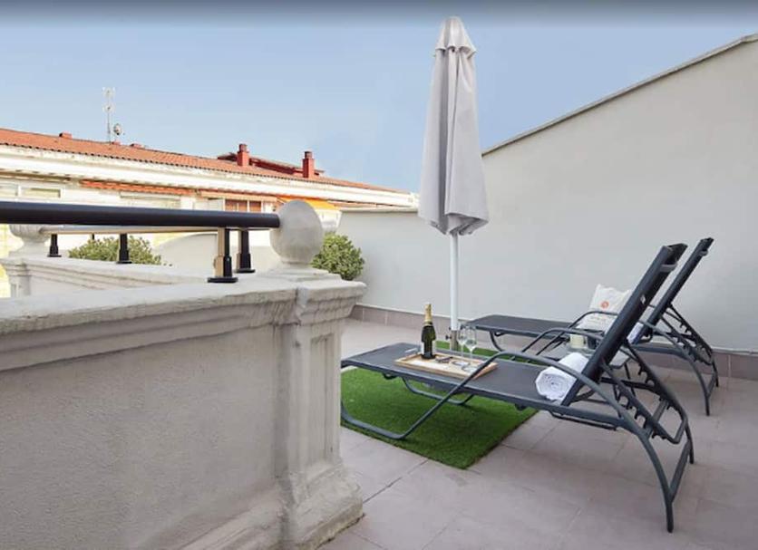 Balcony Photo