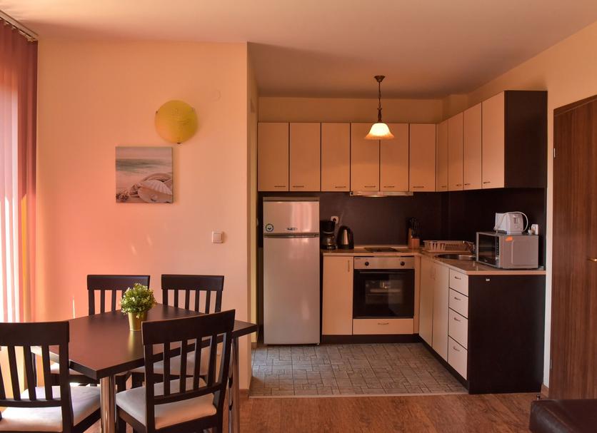 Kitchen Photo