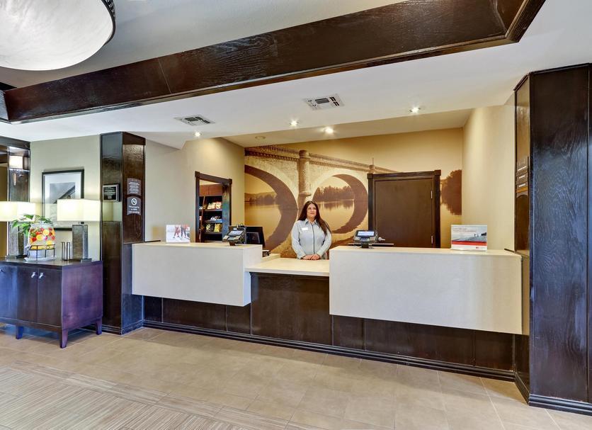 Front desk Photo