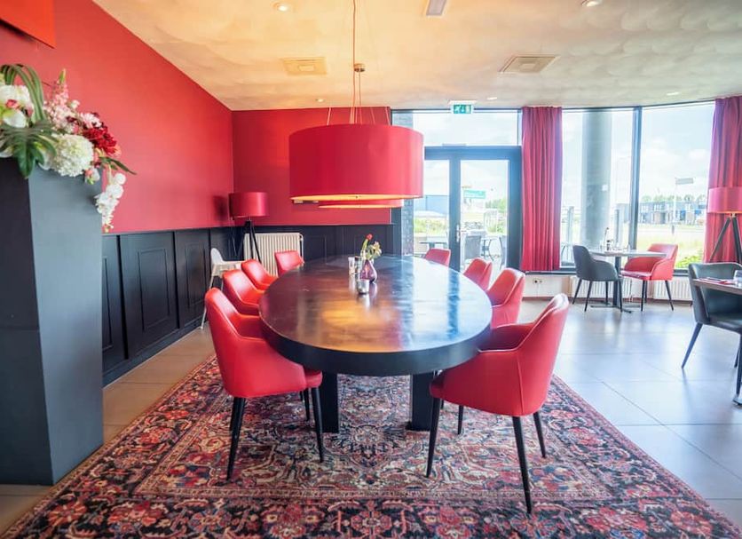Dining room Photo