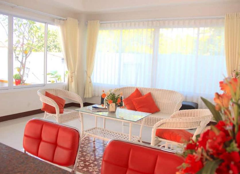 Living room Photo