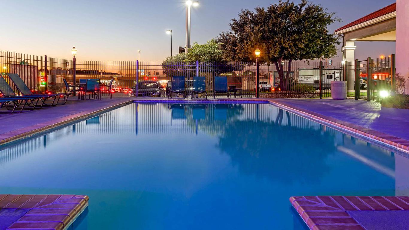 La Quinta Inn & Suites by Wyndham New Braunfels