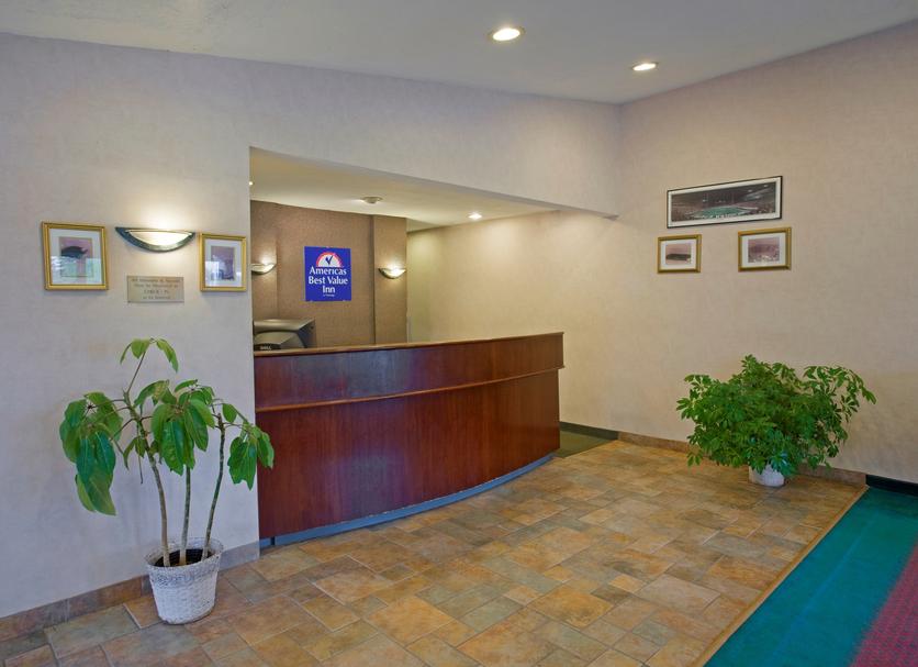 Front desk Photo