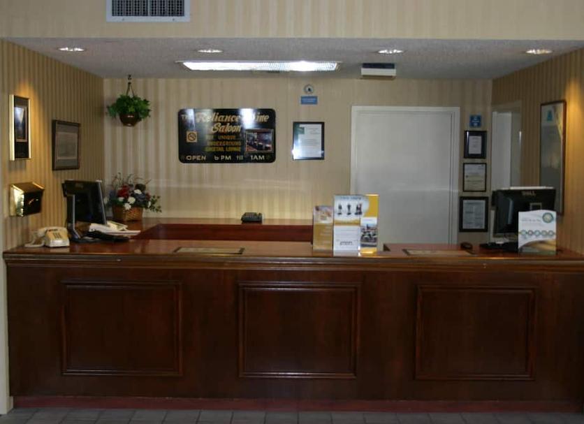 Front desk Photo
