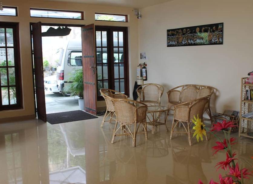 Dining room Photo