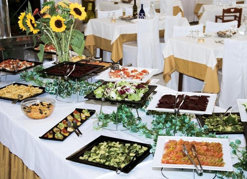 Buffet Photo
