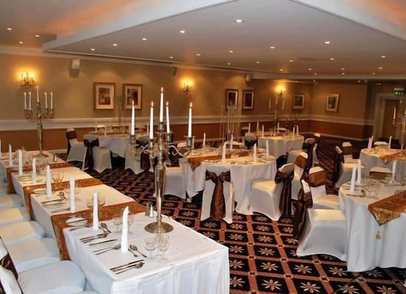 Banquet hall Photo