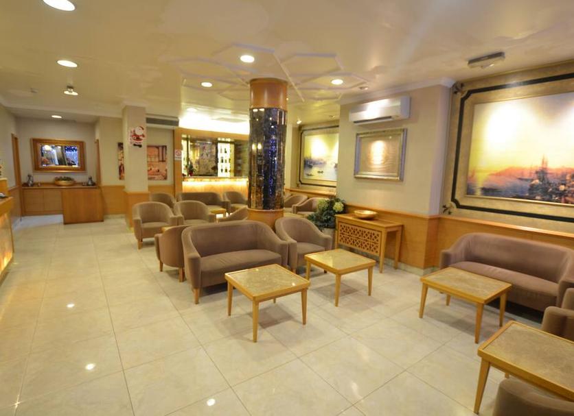 Lounge Photo