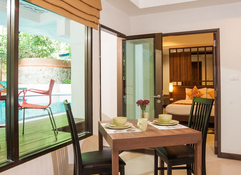 Dining room Photo