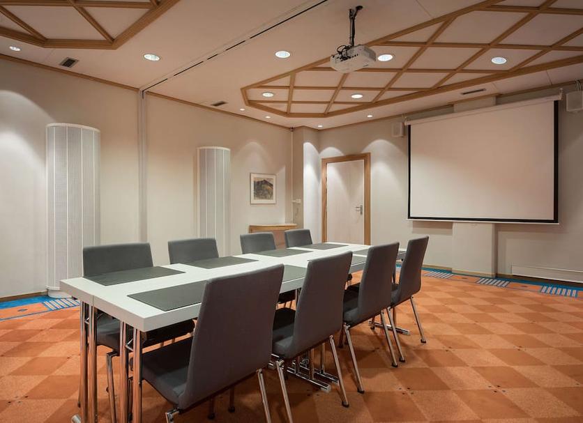 Conference room Photo