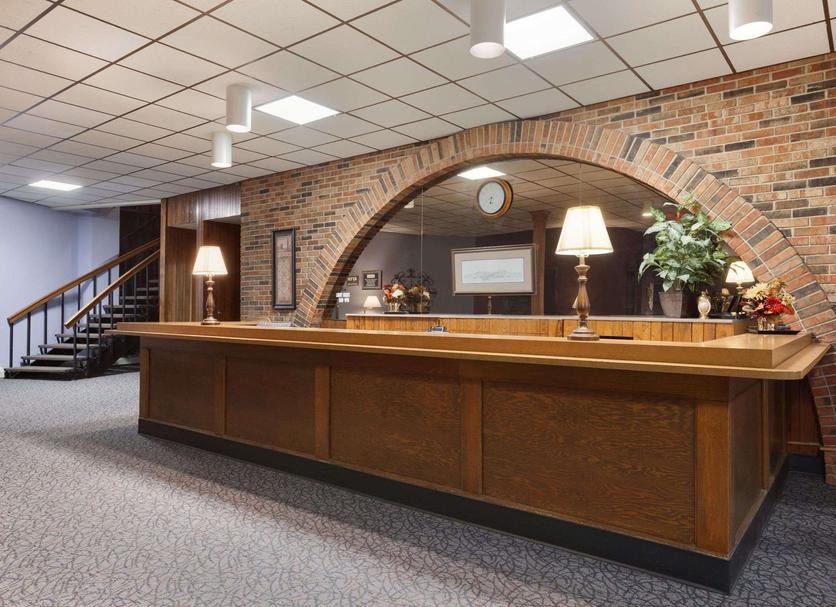 Front desk Photo