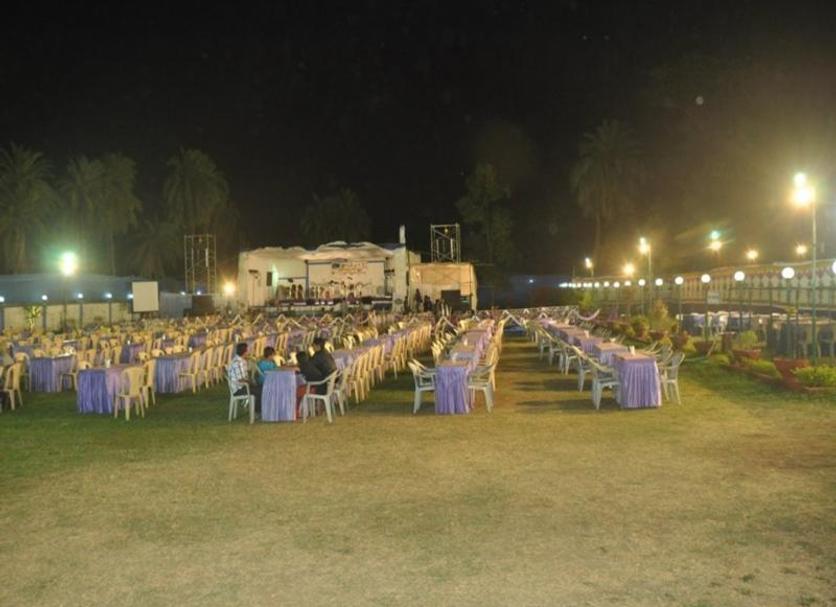 Banquet hall Photo